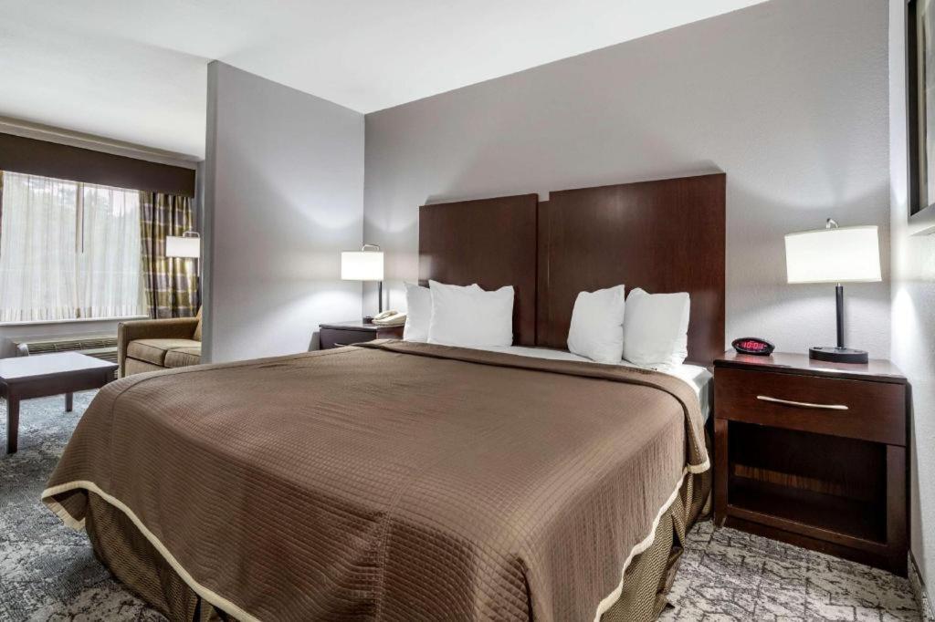 Best Western Oakdale Inn Luaran gambar